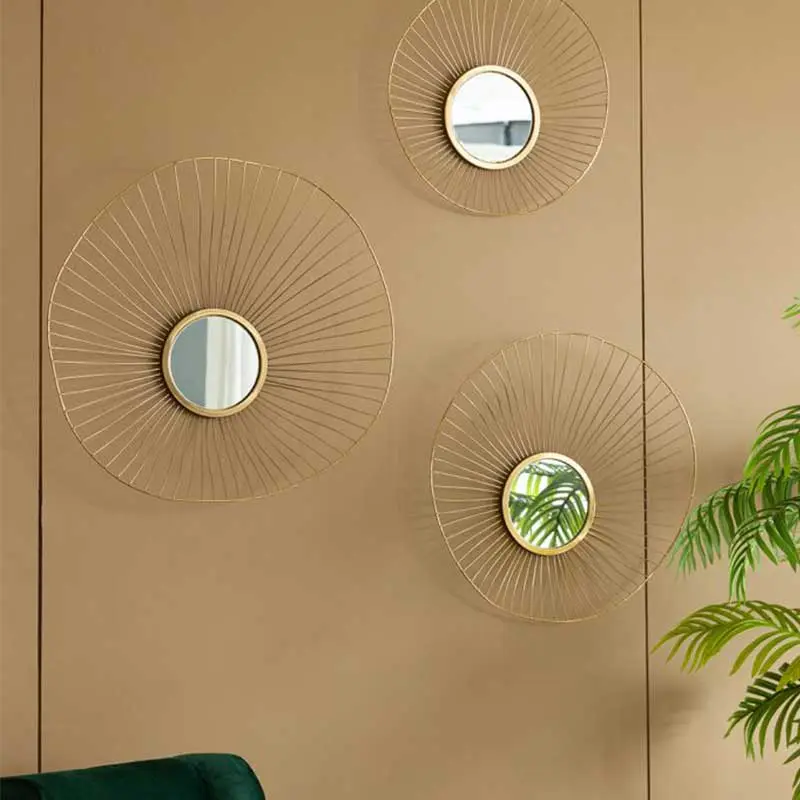 Ensemble de 3 Miroirs Muraux Soleil Ondulants en Acier Doré 66x14x65cm
