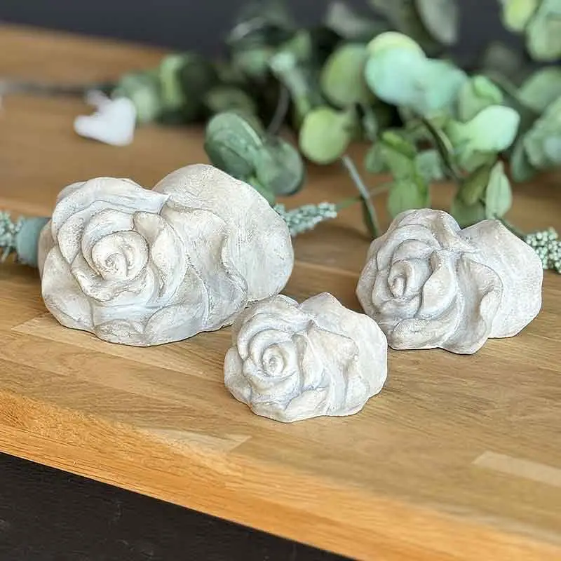 Ensemble 3 roses ciment Pétales 16x17x8cm